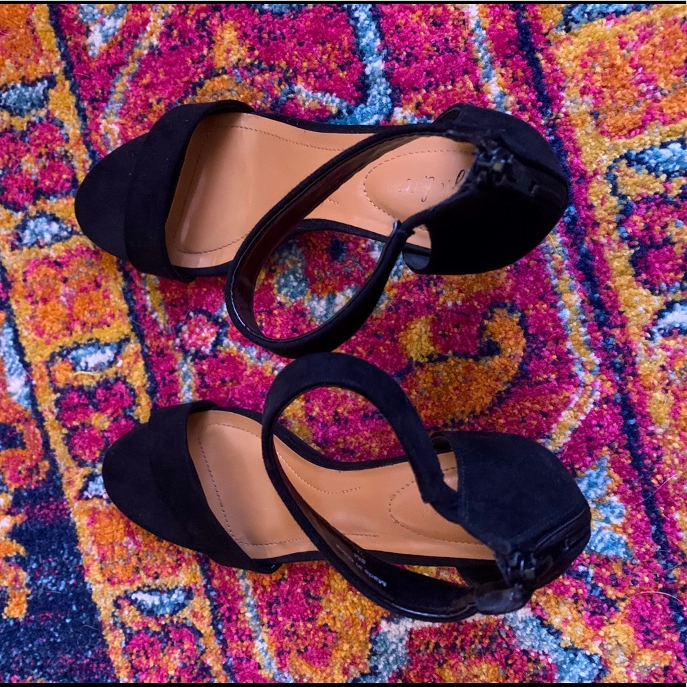 Black Short Heels